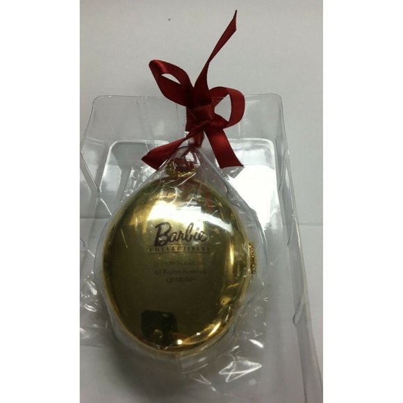 Christmas Ornament  "Victorian Elegance Barbie " Hallmark  1997 QHB6004 Limited - Picture 4 of 6